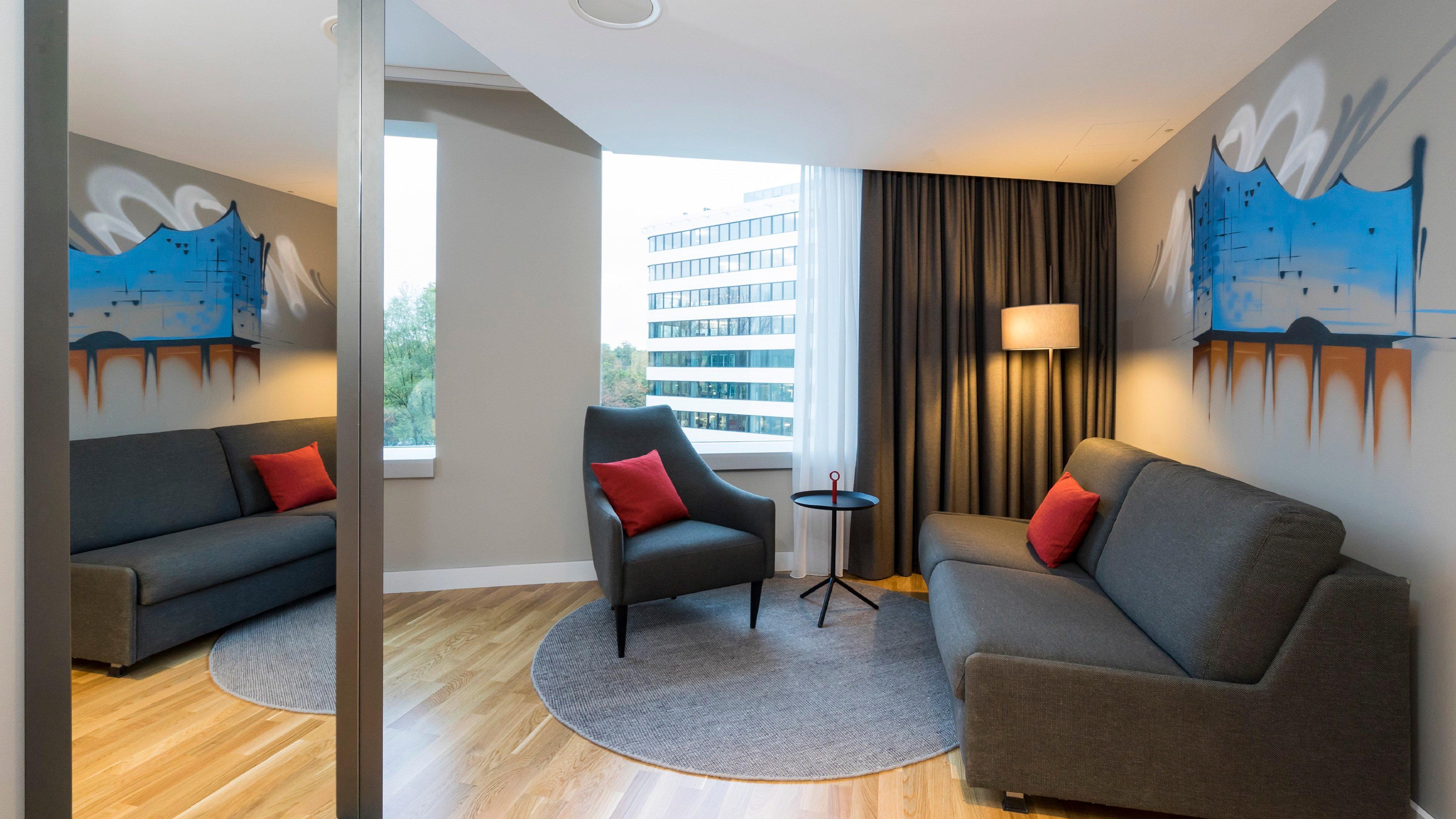 Holiday Inn Hamburg - City Nord By Ihg Exterior photo