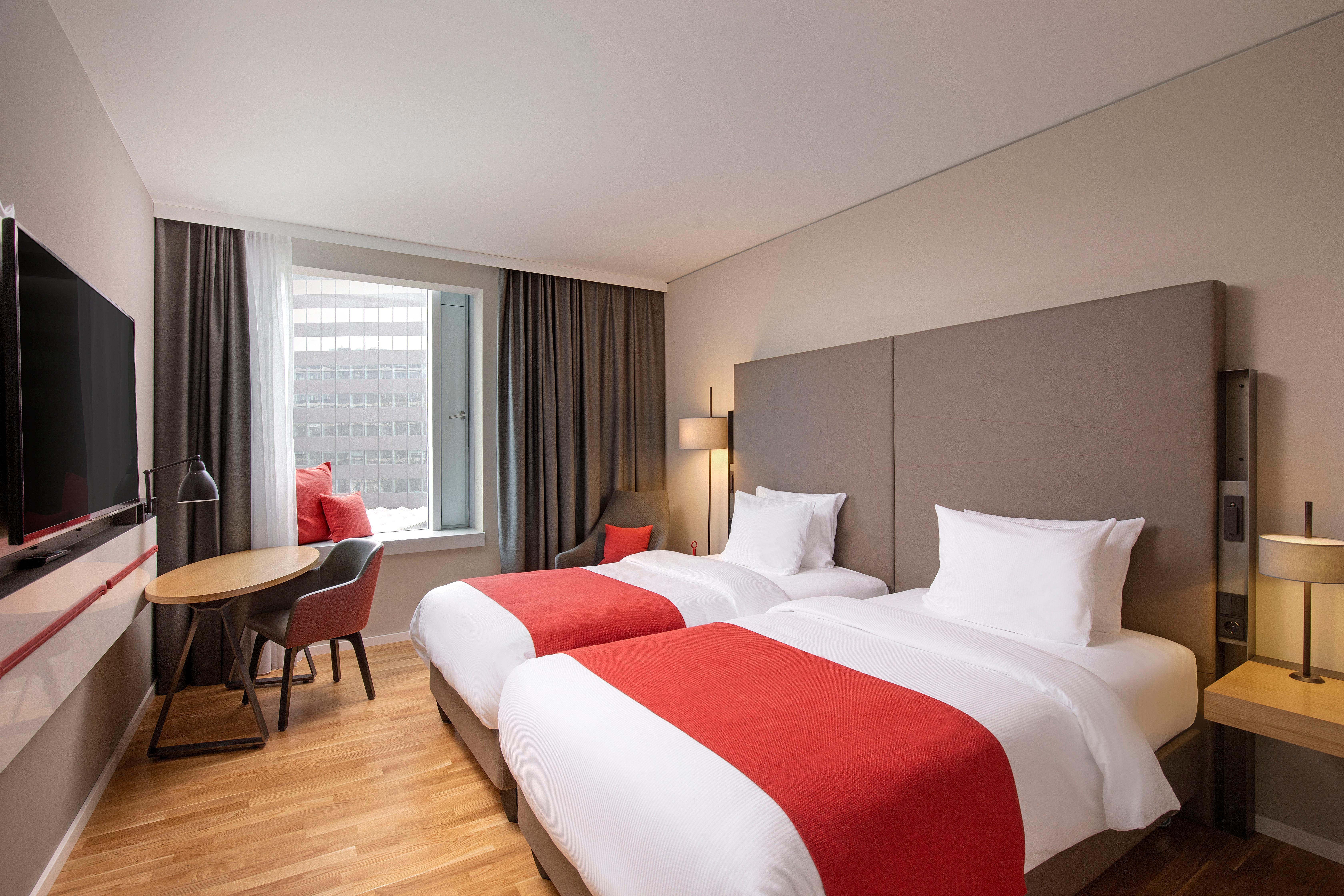 Holiday Inn Hamburg - City Nord By Ihg Exterior photo