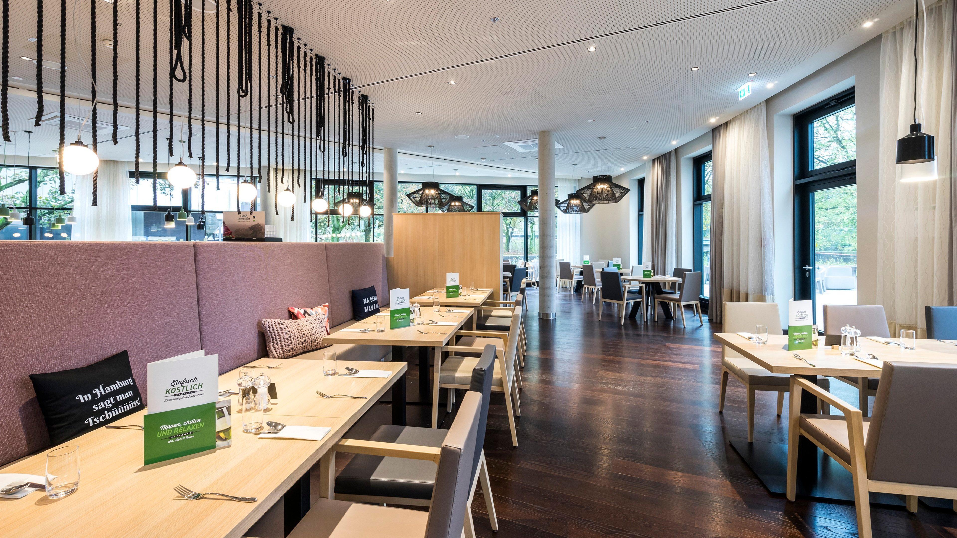 Holiday Inn Hamburg - City Nord By Ihg Exterior photo