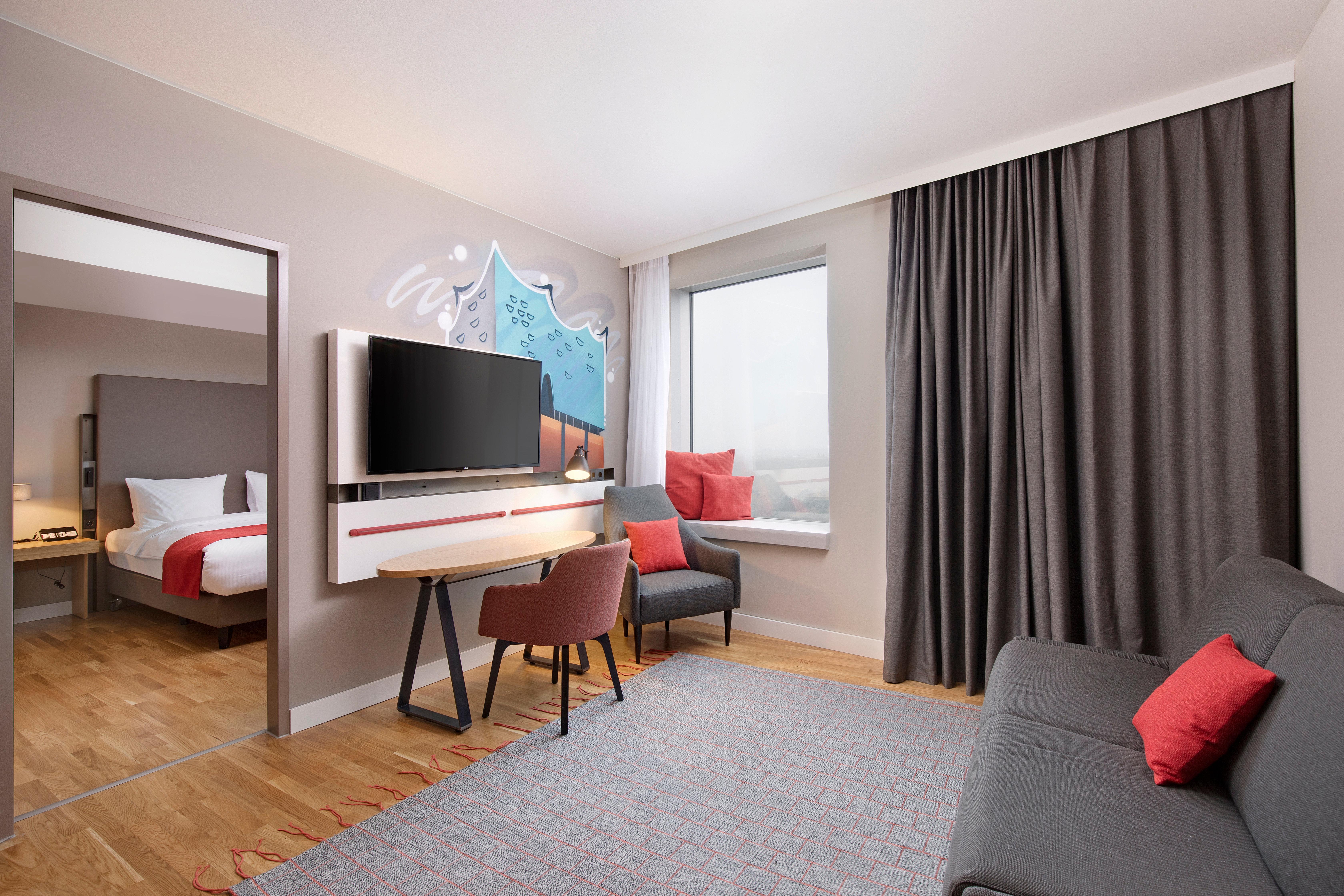 Holiday Inn Hamburg - City Nord By Ihg Exterior photo