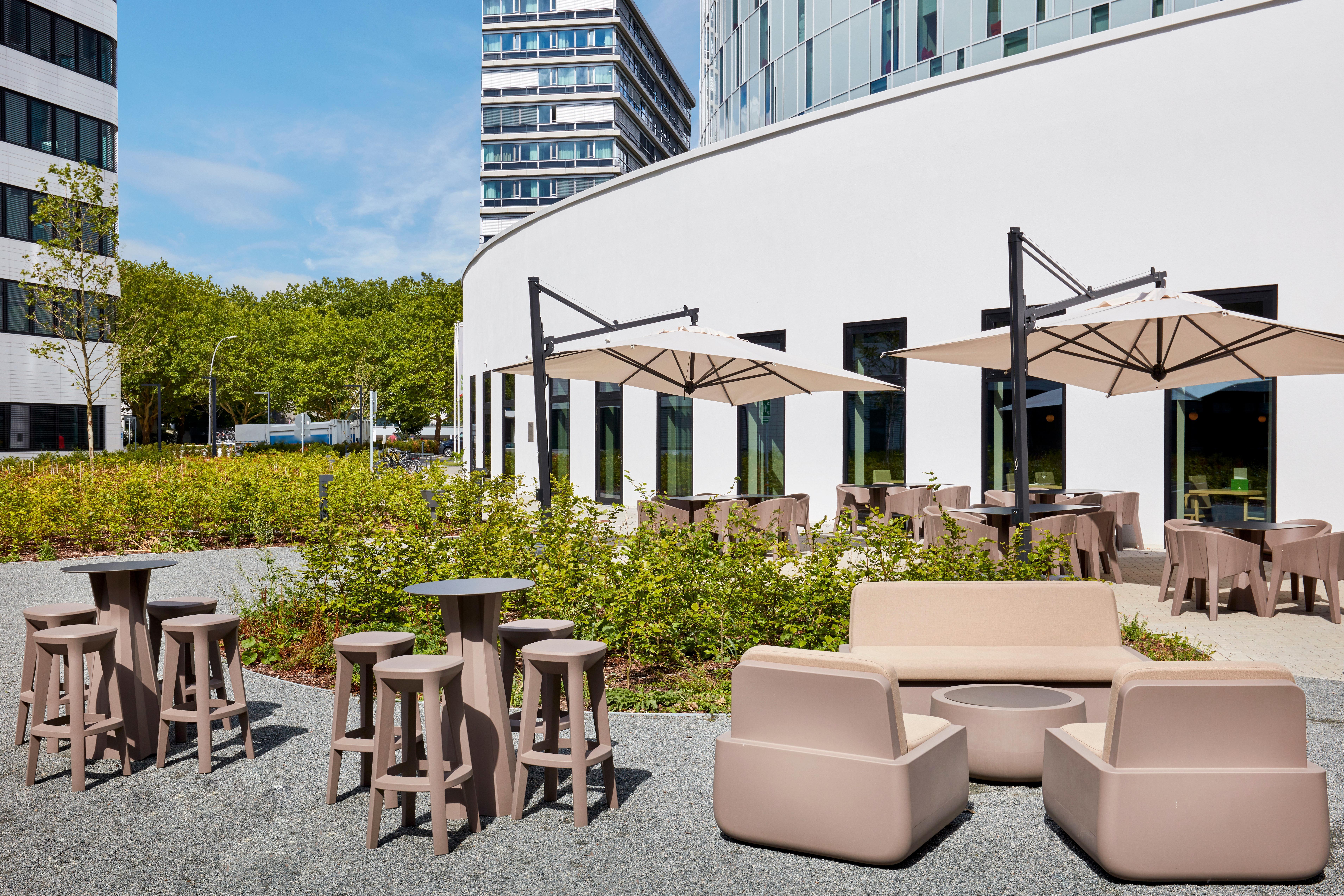 Holiday Inn Hamburg - City Nord By Ihg Exterior photo