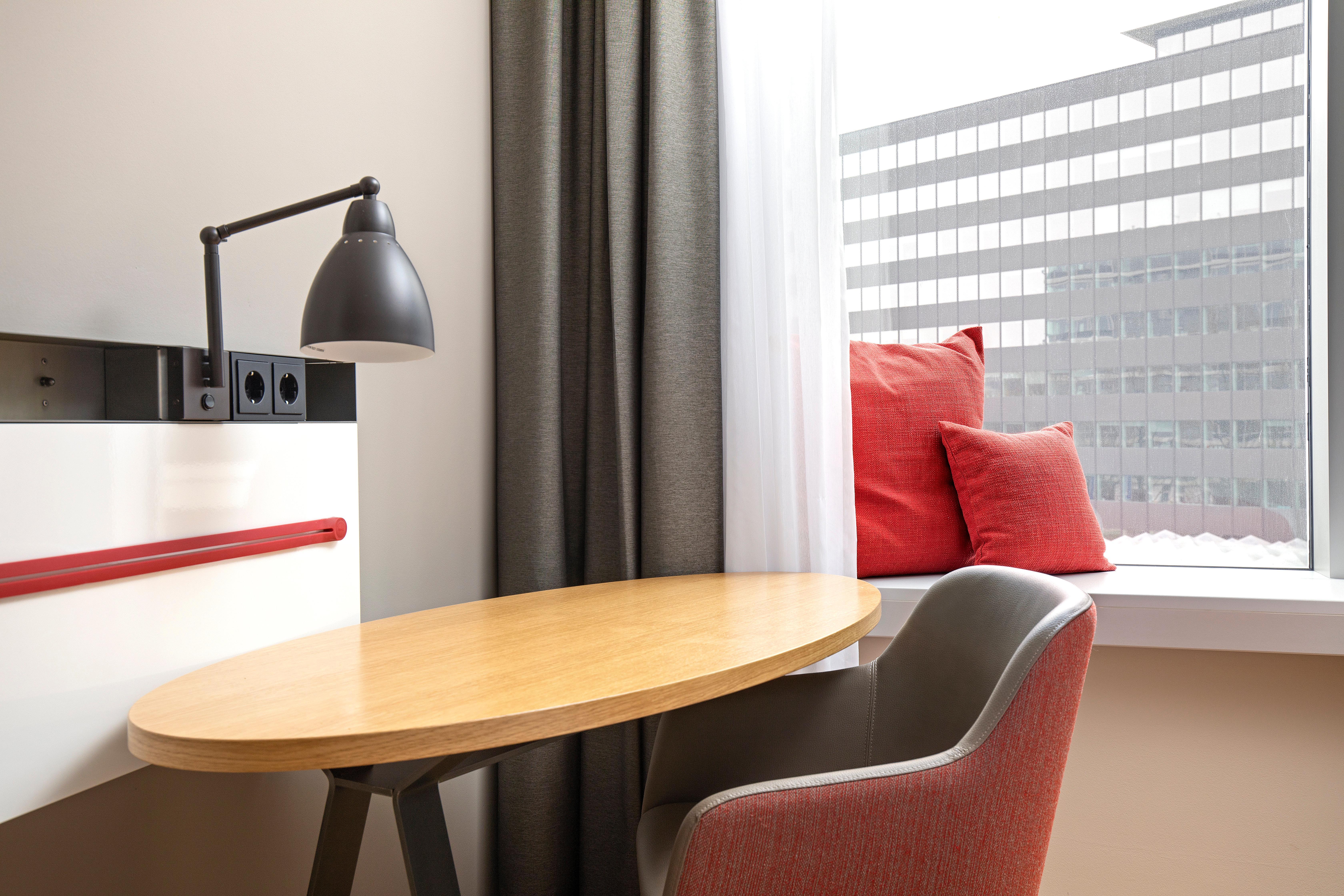 Holiday Inn Hamburg - City Nord By Ihg Exterior photo