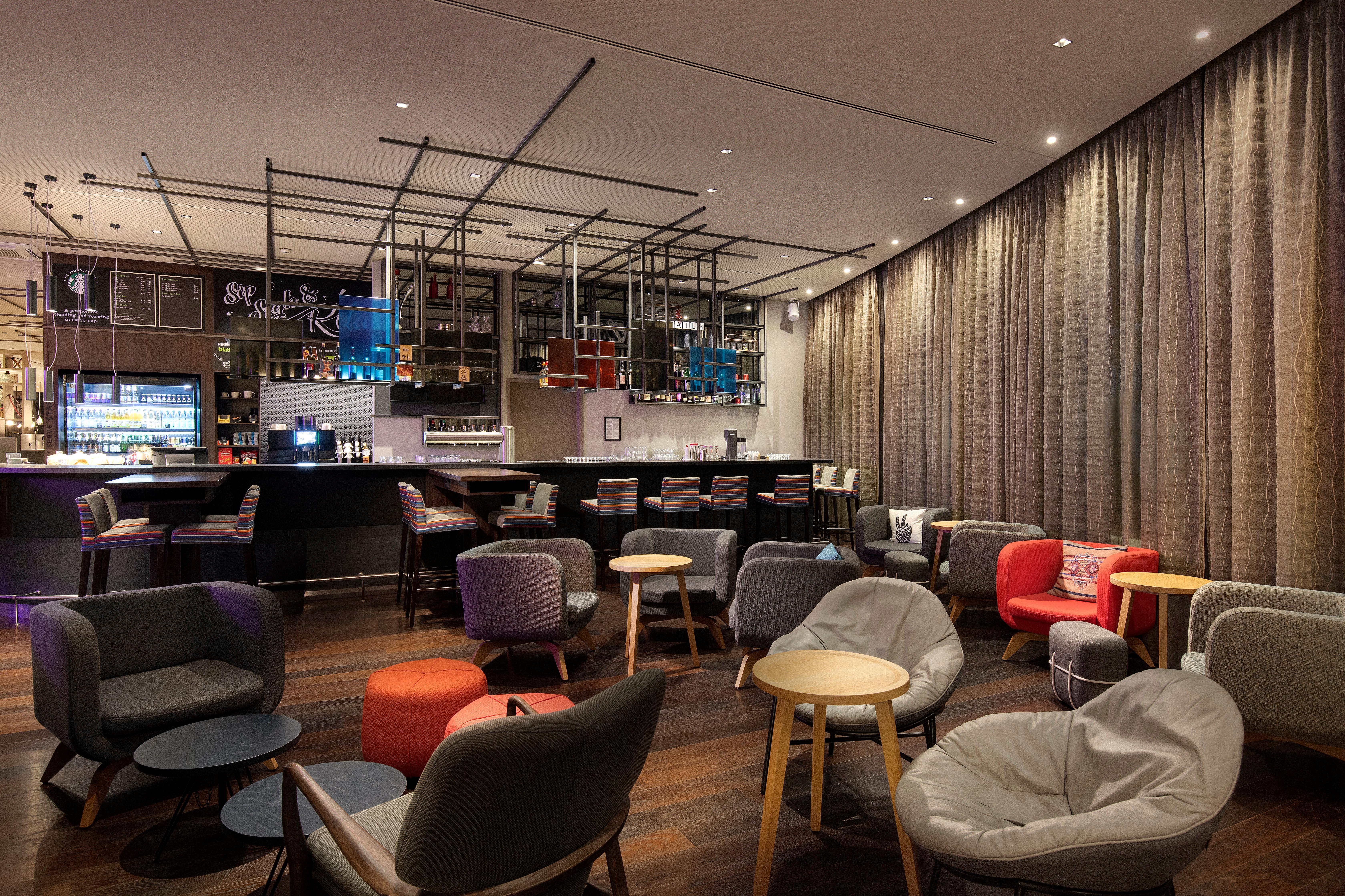 Holiday Inn Hamburg - City Nord By Ihg Exterior photo